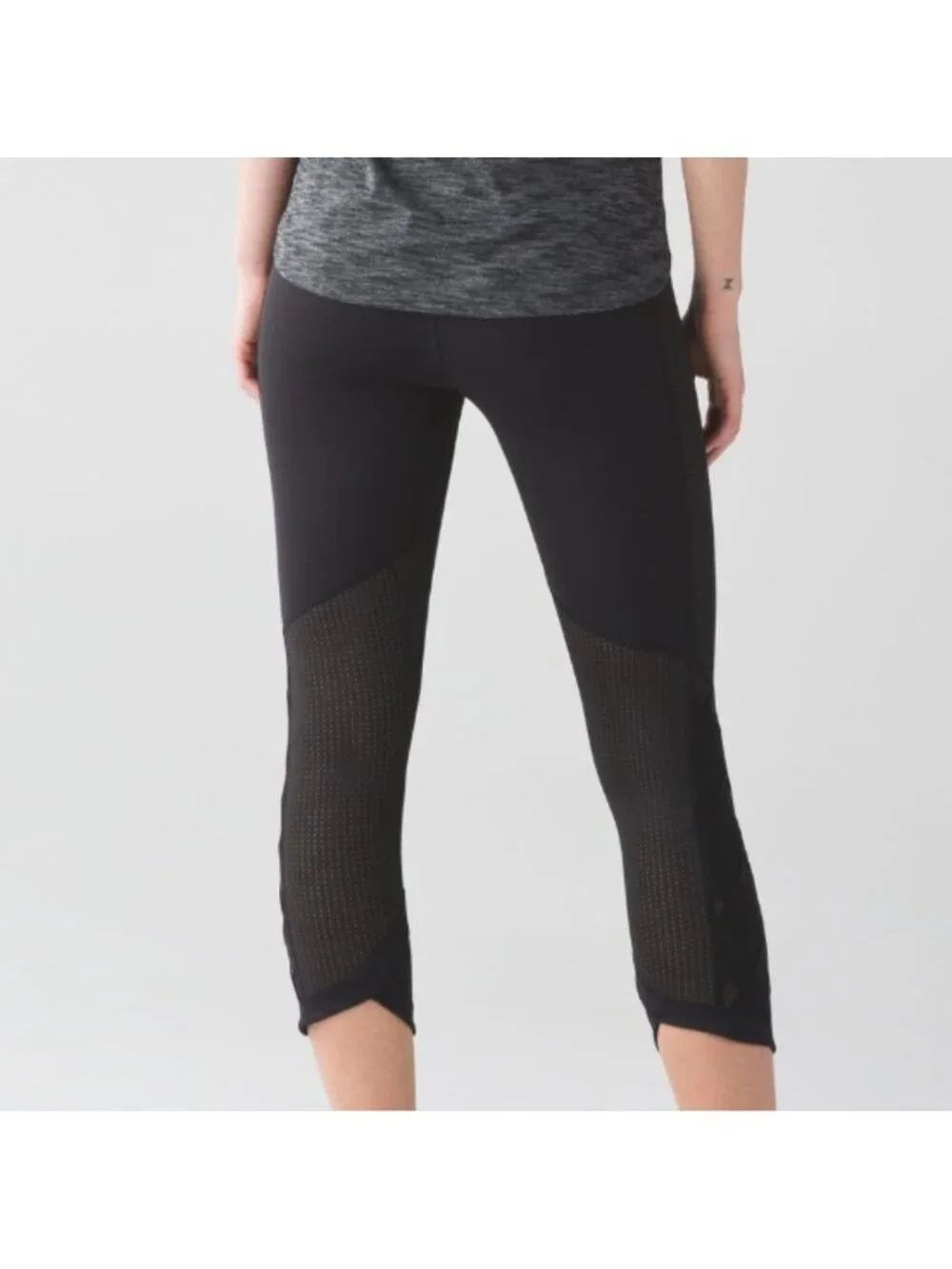 Lululemon Var-City Crop Black